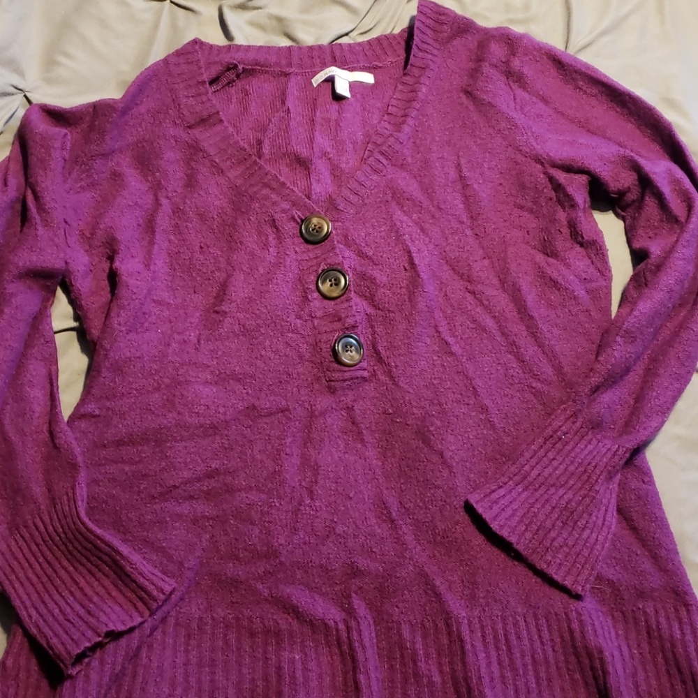 Old navy sweater